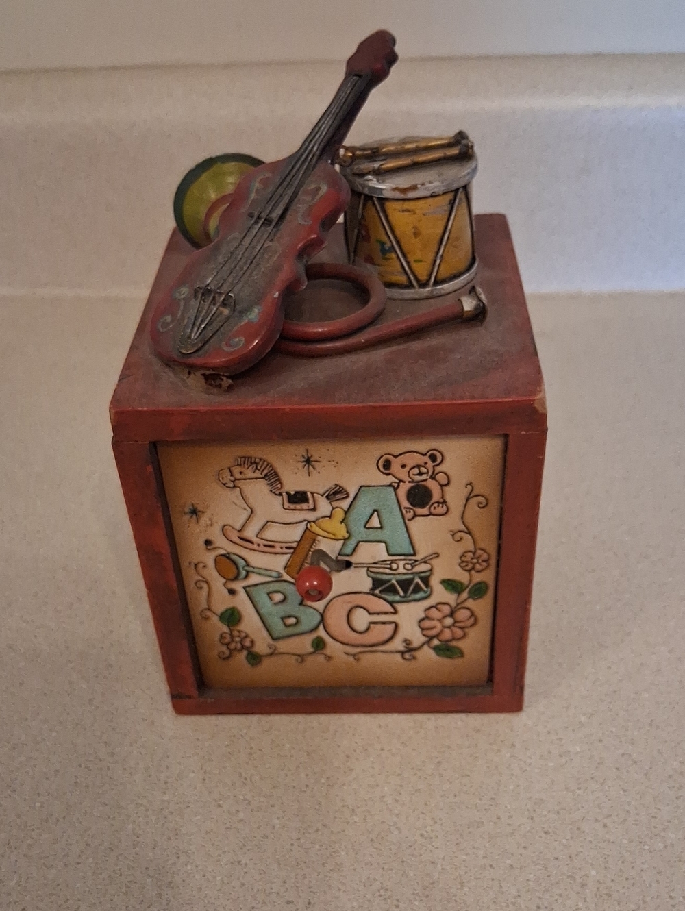 1979 ENESCO Wooden ABC Nursery Music Box